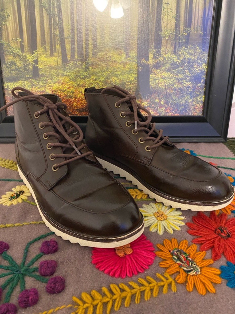 FRYE AND CO. Dark Brown Chukka Boots with White Sole, in nice condition